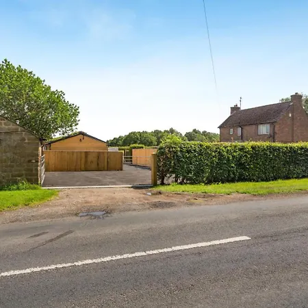 1 Bed In Follifoot Oc-a44727 * Pannal